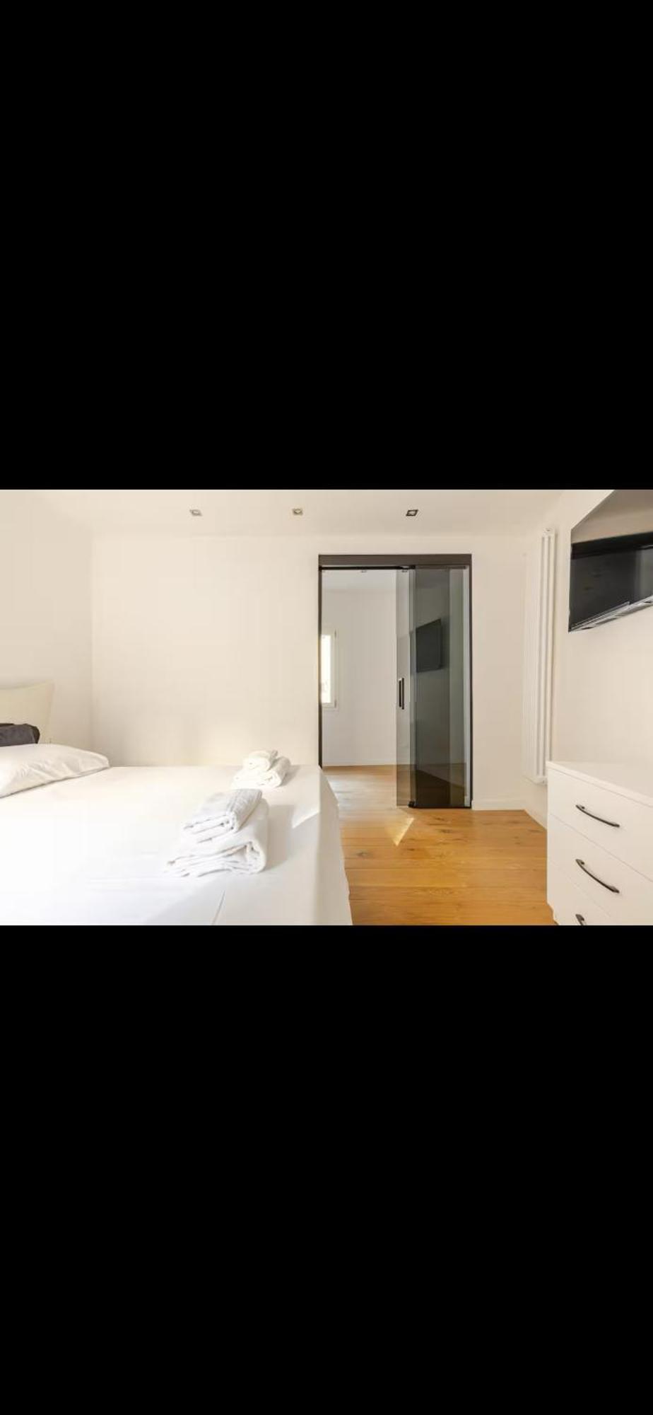 Modern Camaldoli Apartment